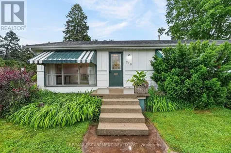 219 Fiddler's Green Road Hamilton (ancaster) ON L9G 1W7