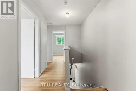 950 Meadowlands Drive Ottawa ON K2C 0K3