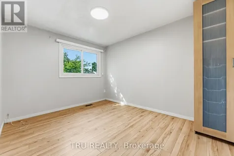 950 Meadowlands Drive Ottawa ON K2C 0K3