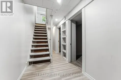 950 Meadowlands Drive Ottawa ON K2C 0K3