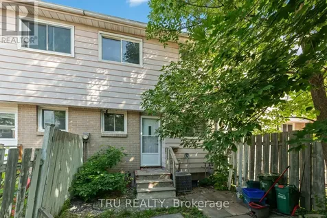 950 Meadowlands Drive Ottawa ON K2C 0K3