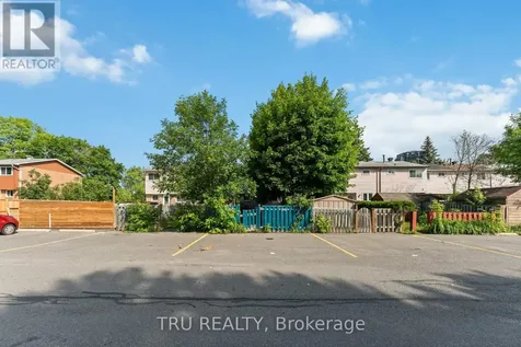 950 Meadowlands Drive Ottawa ON K2C 0K3
