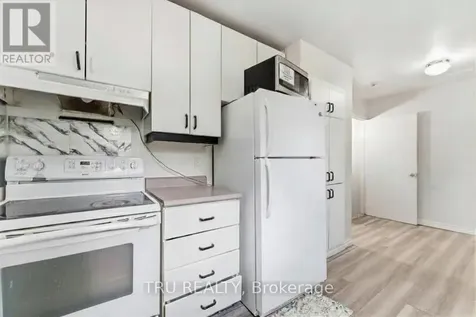950 Meadowlands Drive Ottawa ON K2C 0K3