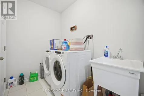 113 Molozzi Street Erin ON N0B 1T0