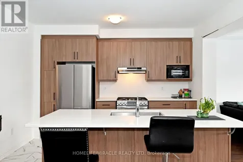 689 Mika Street Innisfil ON L9S 0R7