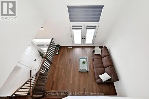 689 Mika Street Innisfil ON L9S 0R7