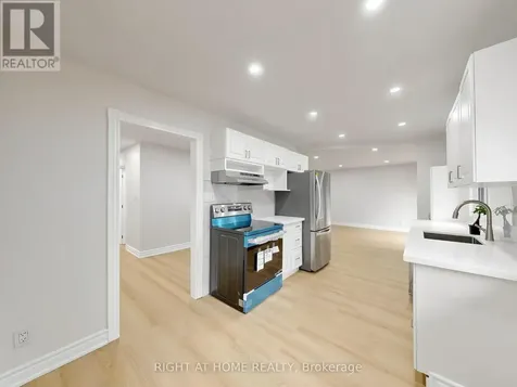 8 Caledonia Road Orangeville ON L9W 2V3