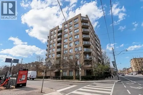140 Bathurst Street Toronto ON M5V 3N8