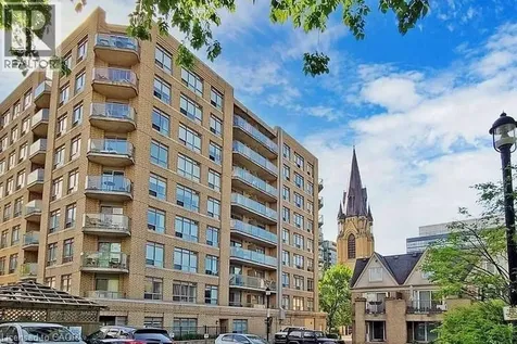 140 Bathurst Street Toronto ON M5V 3N8