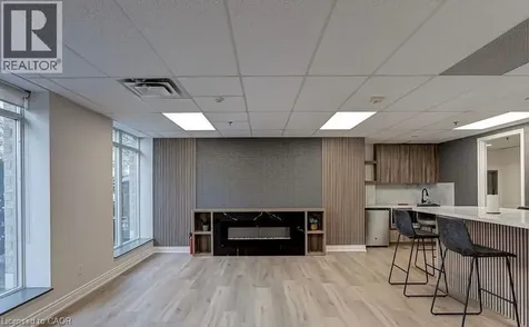 140 Bathurst Street Toronto ON M5V 3N8