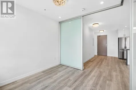 479 Charlton Avenue Hamilton (stinson) ON L8N 0B4