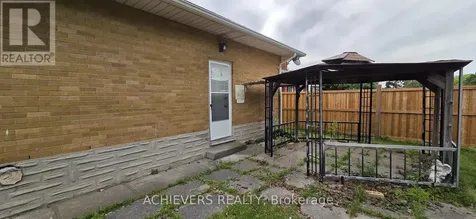 222 Sixth Avenue Kitchener ON N2C 1R3