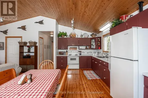 11 Eagle Road Northern Bruce Peninsula ON N0H 2R0