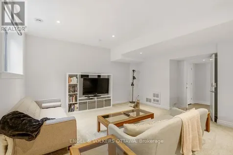 270 Royal Avenue Ottawa ON K2A 1T5