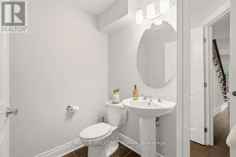 270 Royal Avenue Ottawa ON K2A 1T5