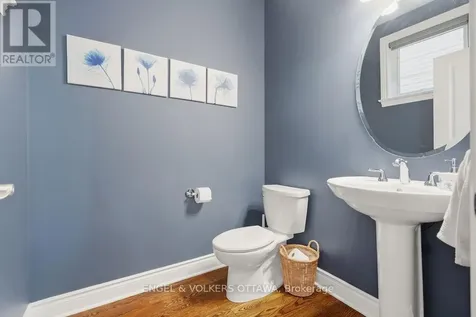 270 Royal Avenue Ottawa ON K2A 1T5