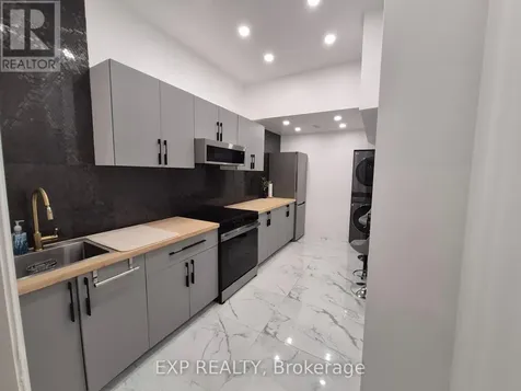 178 Lynn Coulter Street Ottawa ON K2J 7C2