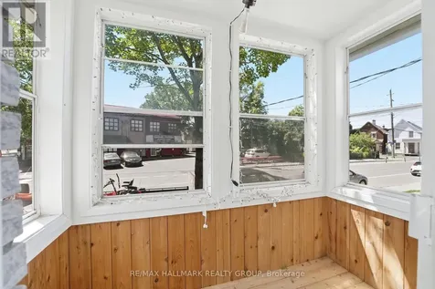 195 Deschamps Avenue Ottawa ON K1L 5Z3