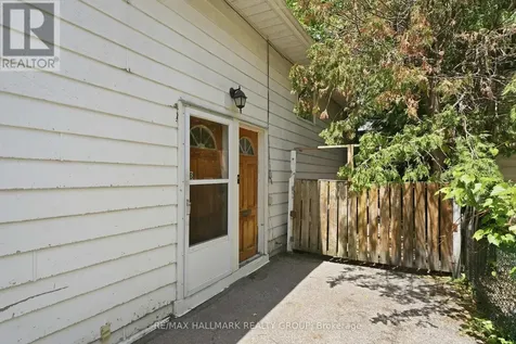 195 Deschamps Avenue Ottawa ON K1L 5Z3