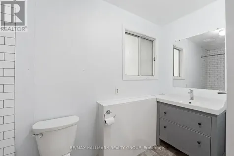 195 Deschamps Avenue Ottawa ON K1L 5Z3
