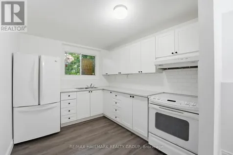 195 Deschamps Avenue Ottawa ON K1L 5Z3