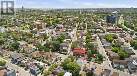 195 Deschamps Avenue Ottawa ON K1L 5Z3
