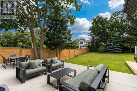 336 Tuck Drive Burlington (shoreacres) ON L7L 2R3