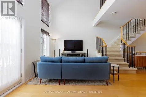 105 Eye Bright Crescent Ottawa ON K1V 2K6