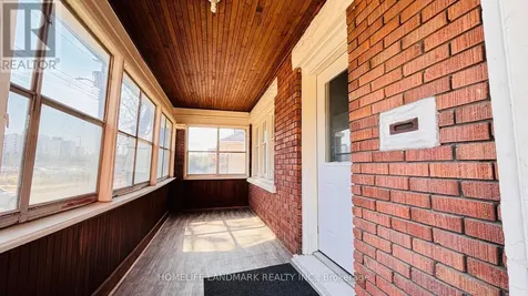 138 Glasgow Street Kitchener ON N2G 2G9