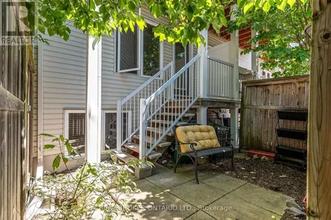 292 London Terrace Ottawa ON K1K 4T2