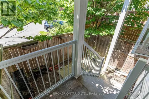 292 London Terrace Ottawa ON K1K 4T2