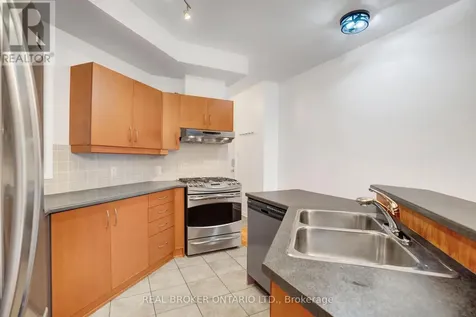 292 London Terrace Ottawa ON K1K 4T2