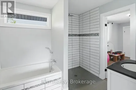 27 Greenway Circle Brighton ON K0K 1H0