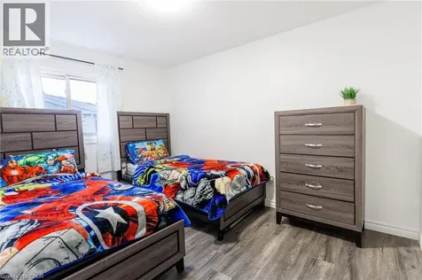 1725 Ernest Avenue London ON N6E 2W3
