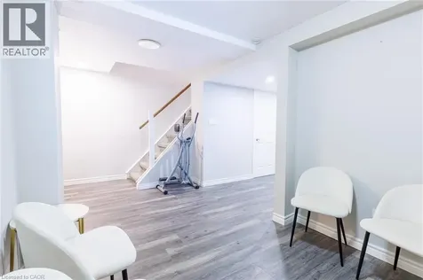 1725 Ernest Avenue London ON N6E 2W3