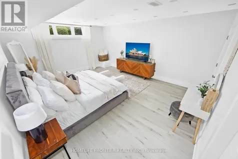 2138 Truscott Drive Mississauga (clarkson) ON L5J 2A6