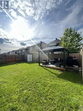 330 Sweetclover Way Ottawa ON K4A 1E6