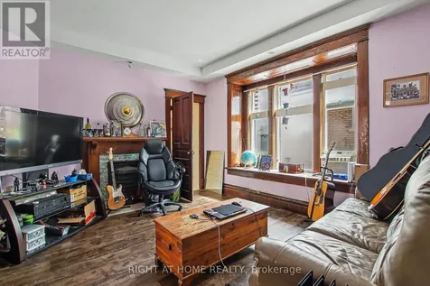30 Hohner Avenue Kitchener ON N2H 2V4