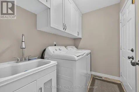 47 Hannon Crescent Hamilton ON L0R 1P0
