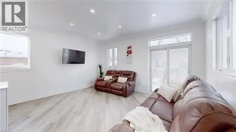 85 Albany Avenue Hamilton ON L8H 2H4