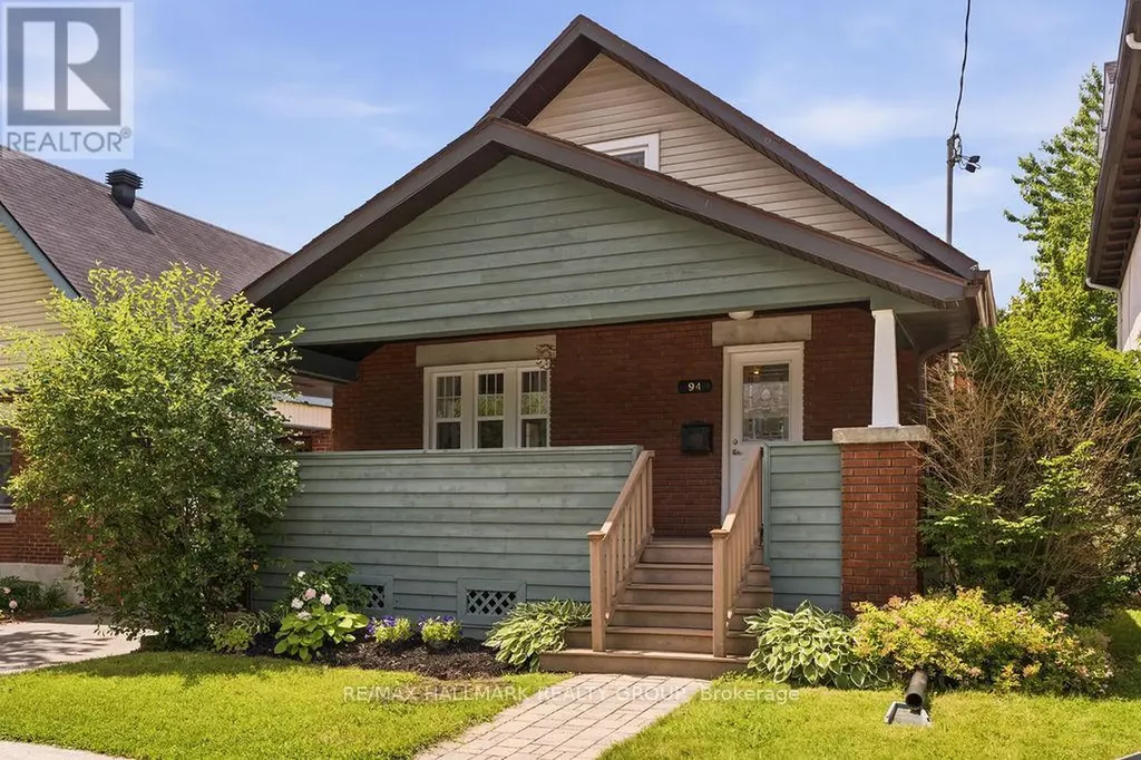 94 Marlborough Avenue Ottawa ON K1N 8E9