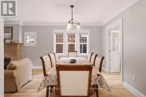 94 Marlborough Avenue Ottawa ON K1N 8E9
