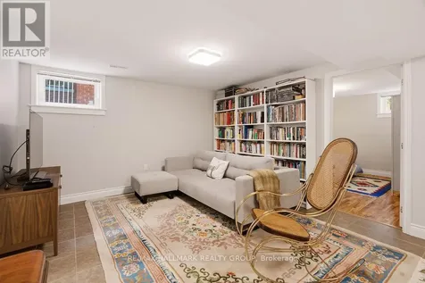 94 Marlborough Avenue Ottawa ON K1N 8E9