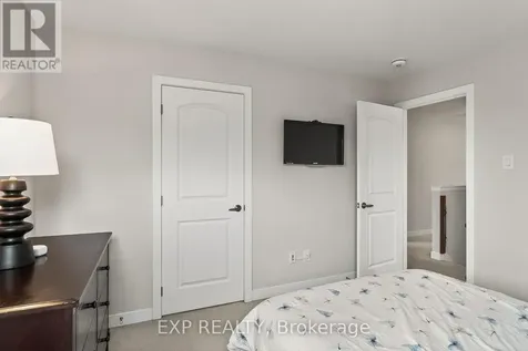 909 Lesage Way Ottawa ON K1W 0M8