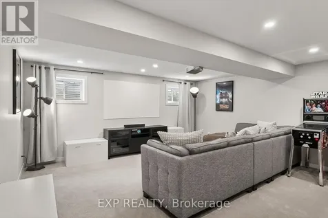 909 Lesage Way Ottawa ON K1W 0M8