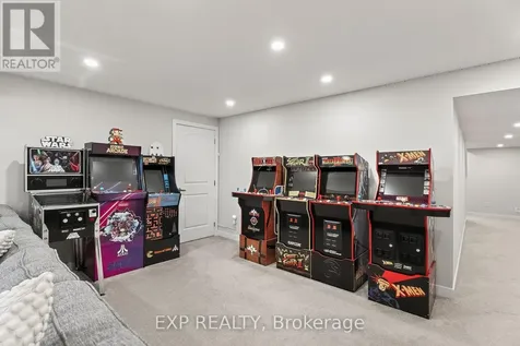 909 Lesage Way Ottawa ON K1W 0M8