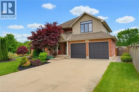 9 Burnside Drive Ayr ON N0B 1E0