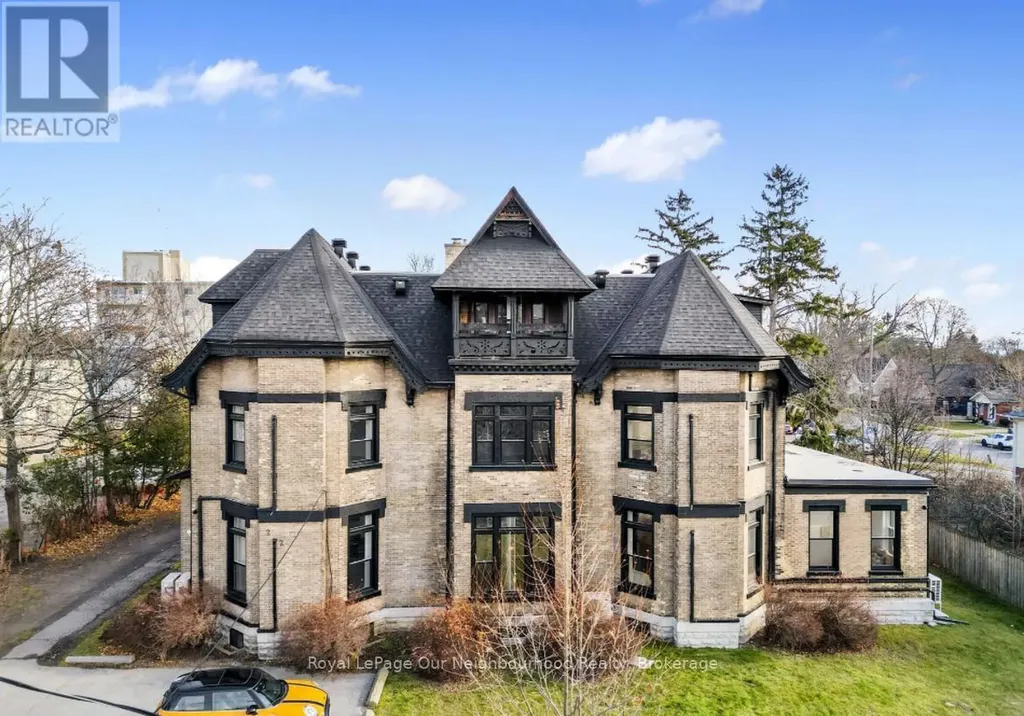 202 Green Street Cobourg ON K9A 3W7