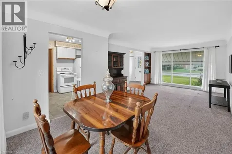 219 Fiddler's Green Road Ancaster ON L9G 1W7