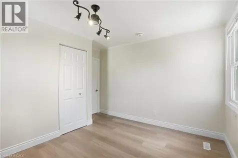 894 Garth Street Hamilton ON L9G 4K9